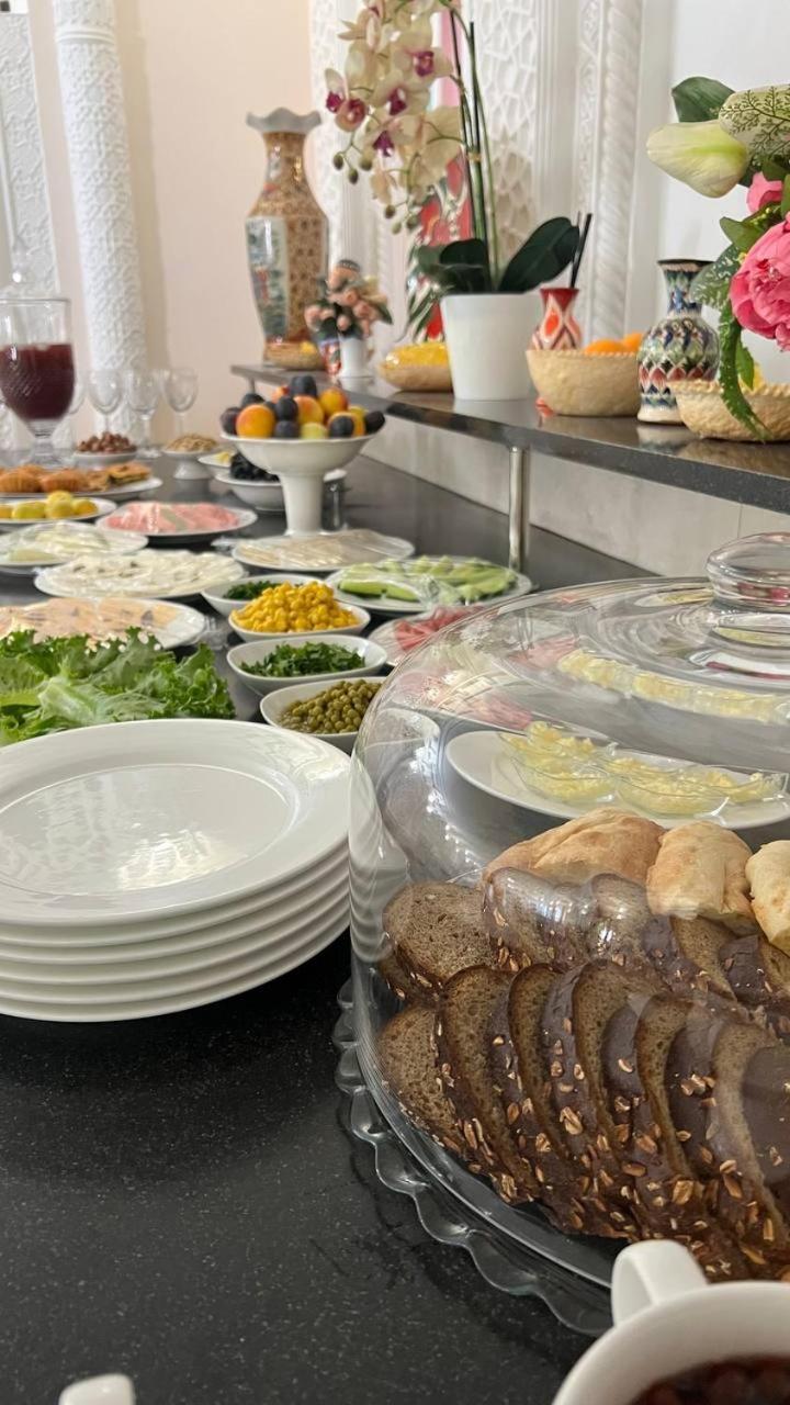 Hotel Caravan Serail Самарканд Екстериор снимка