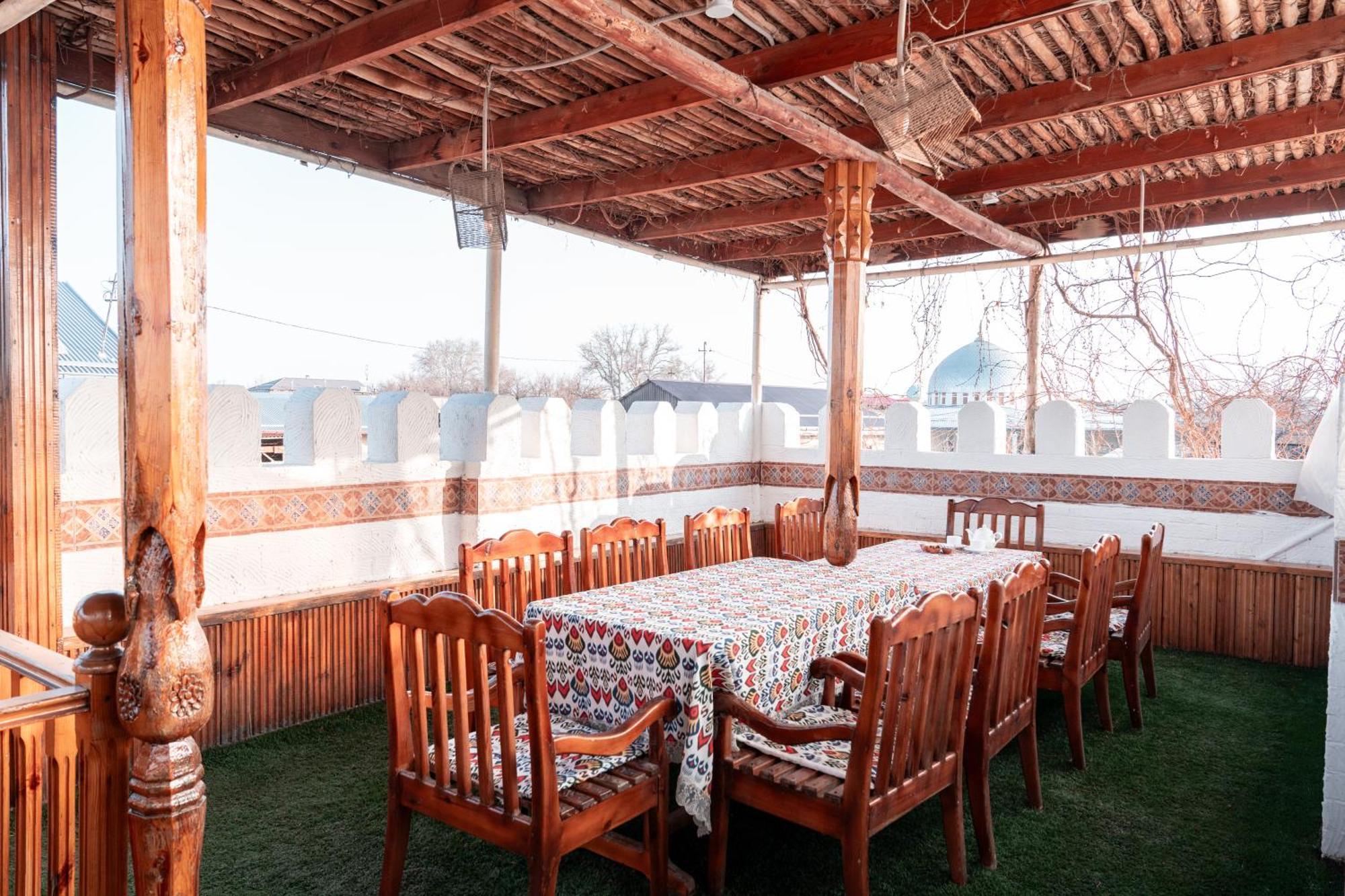 Hotel Caravan Serail Самарканд Екстериор снимка