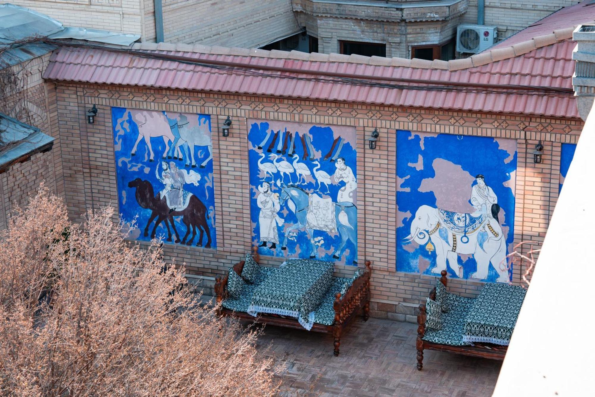 Hotel Caravan Serail Самарканд Екстериор снимка