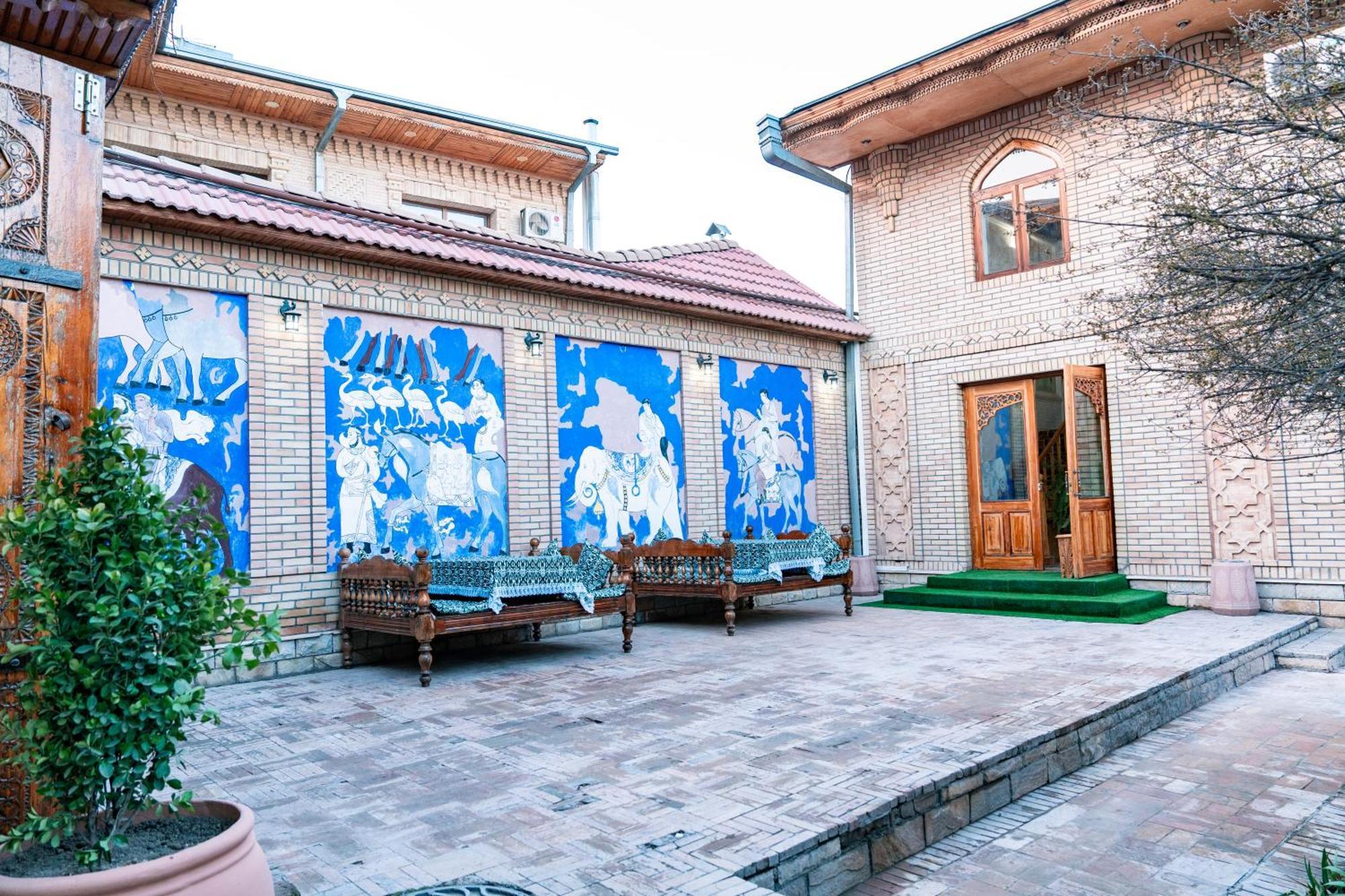 Hotel Caravan Serail Самарканд Екстериор снимка