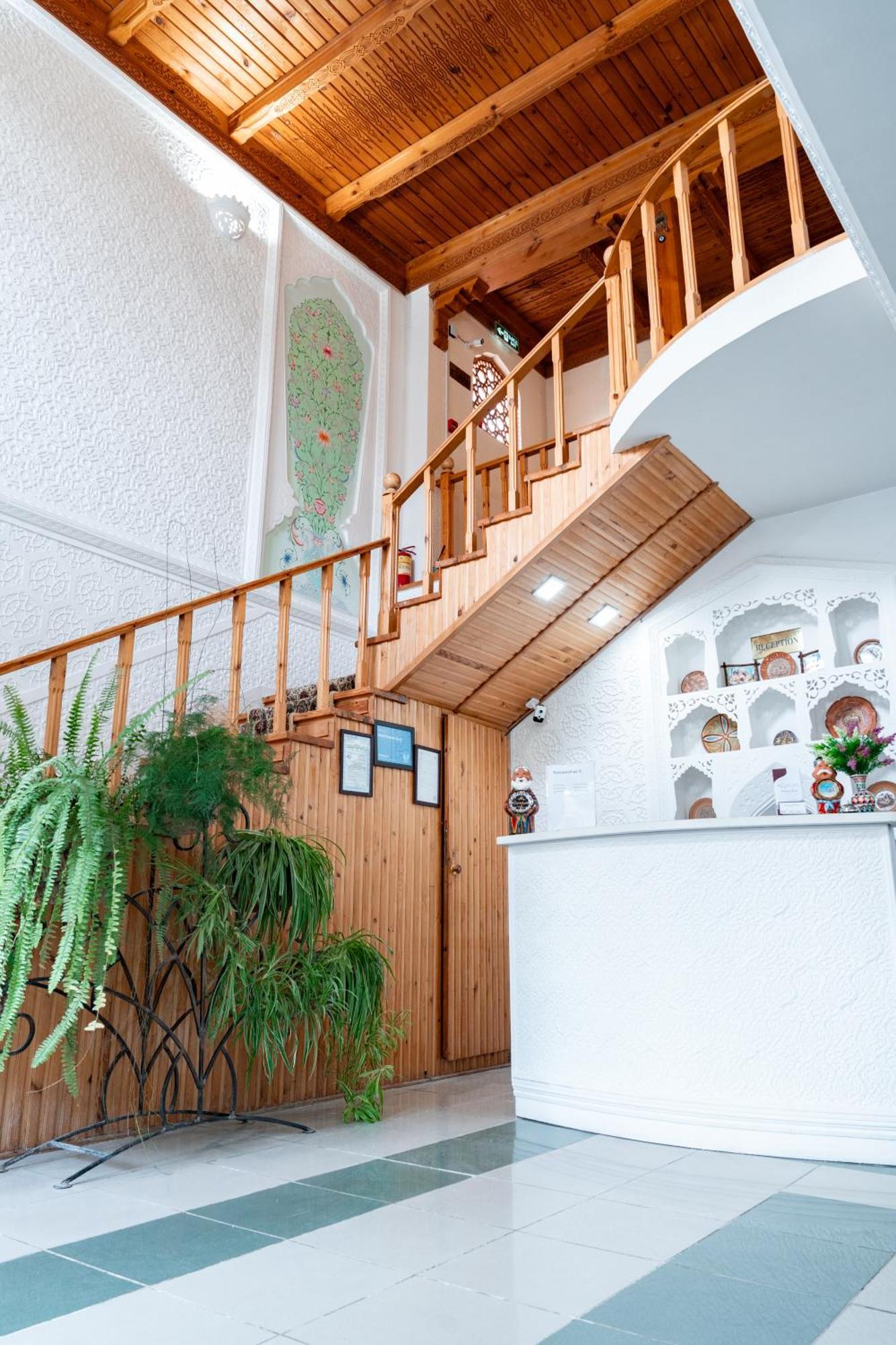 Hotel Caravan Serail Самарканд Екстериор снимка