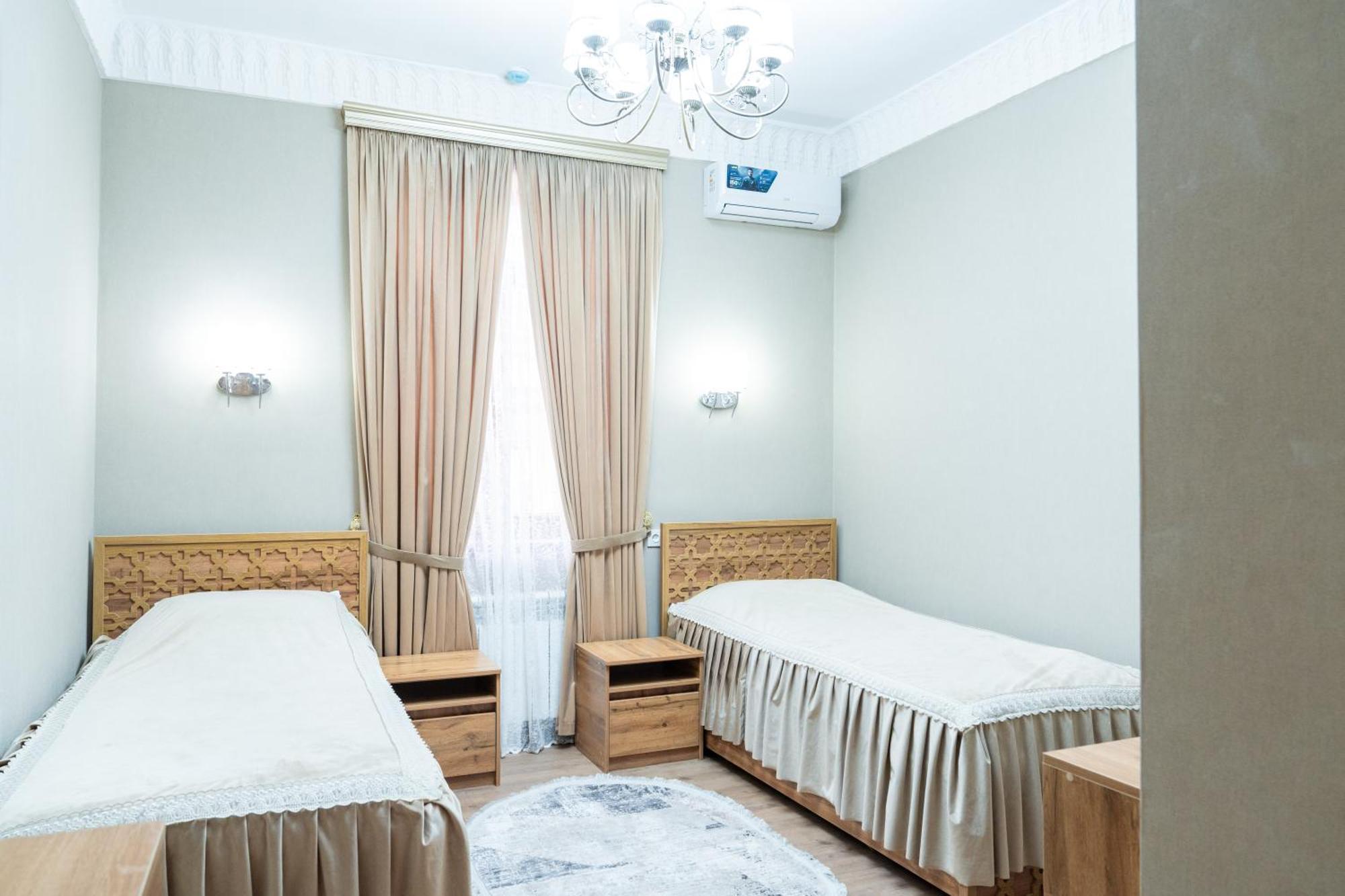 Hotel Caravan Serail Самарканд Екстериор снимка
