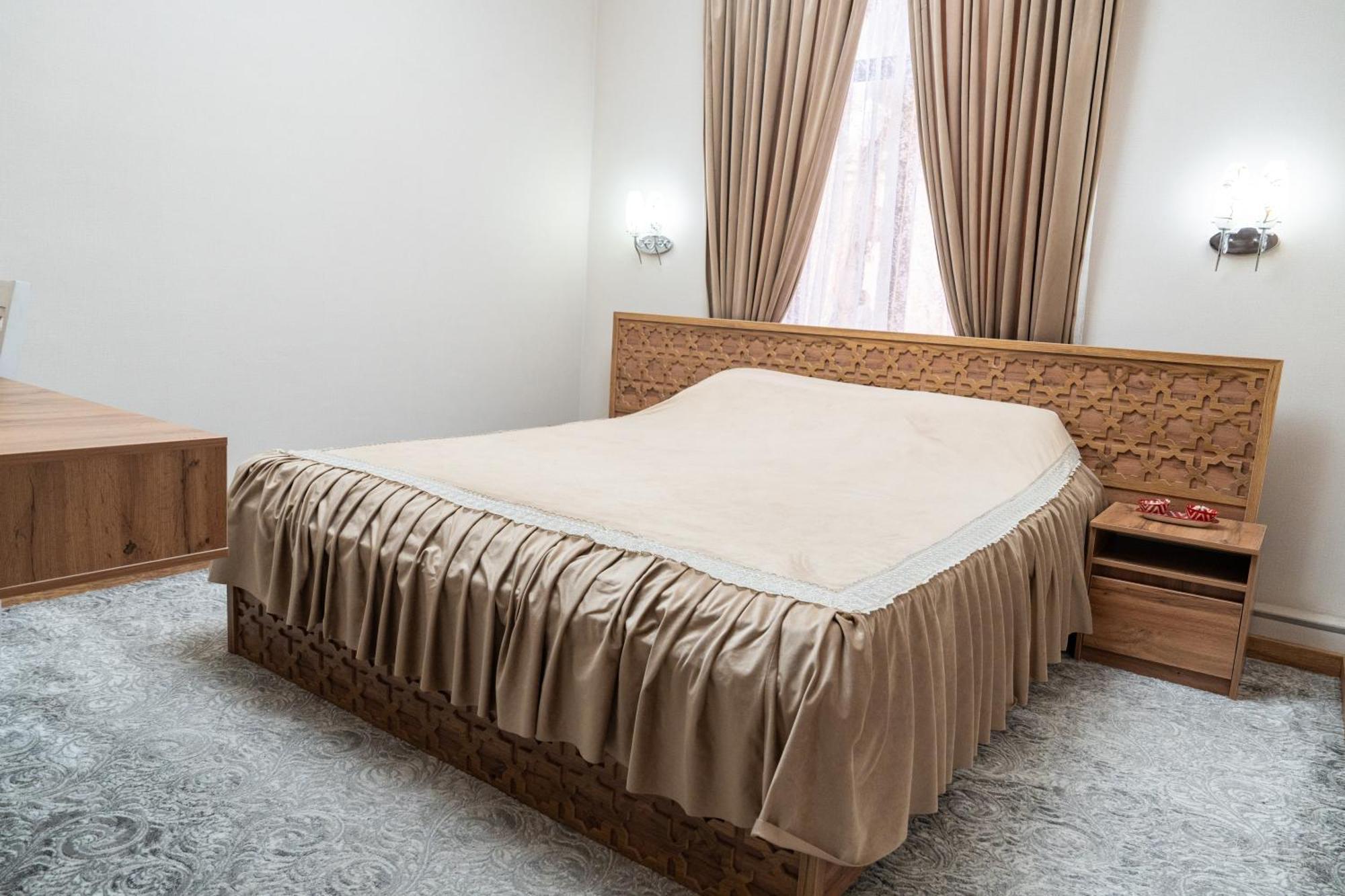Hotel Caravan Serail Самарканд Екстериор снимка