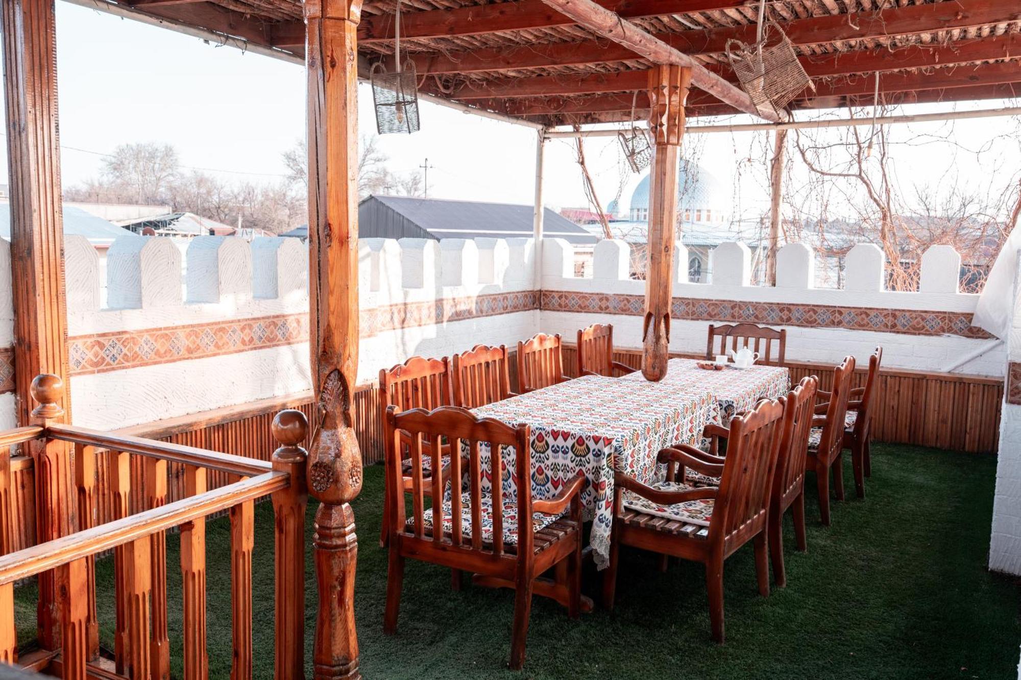 Hotel Caravan Serail Самарканд Екстериор снимка