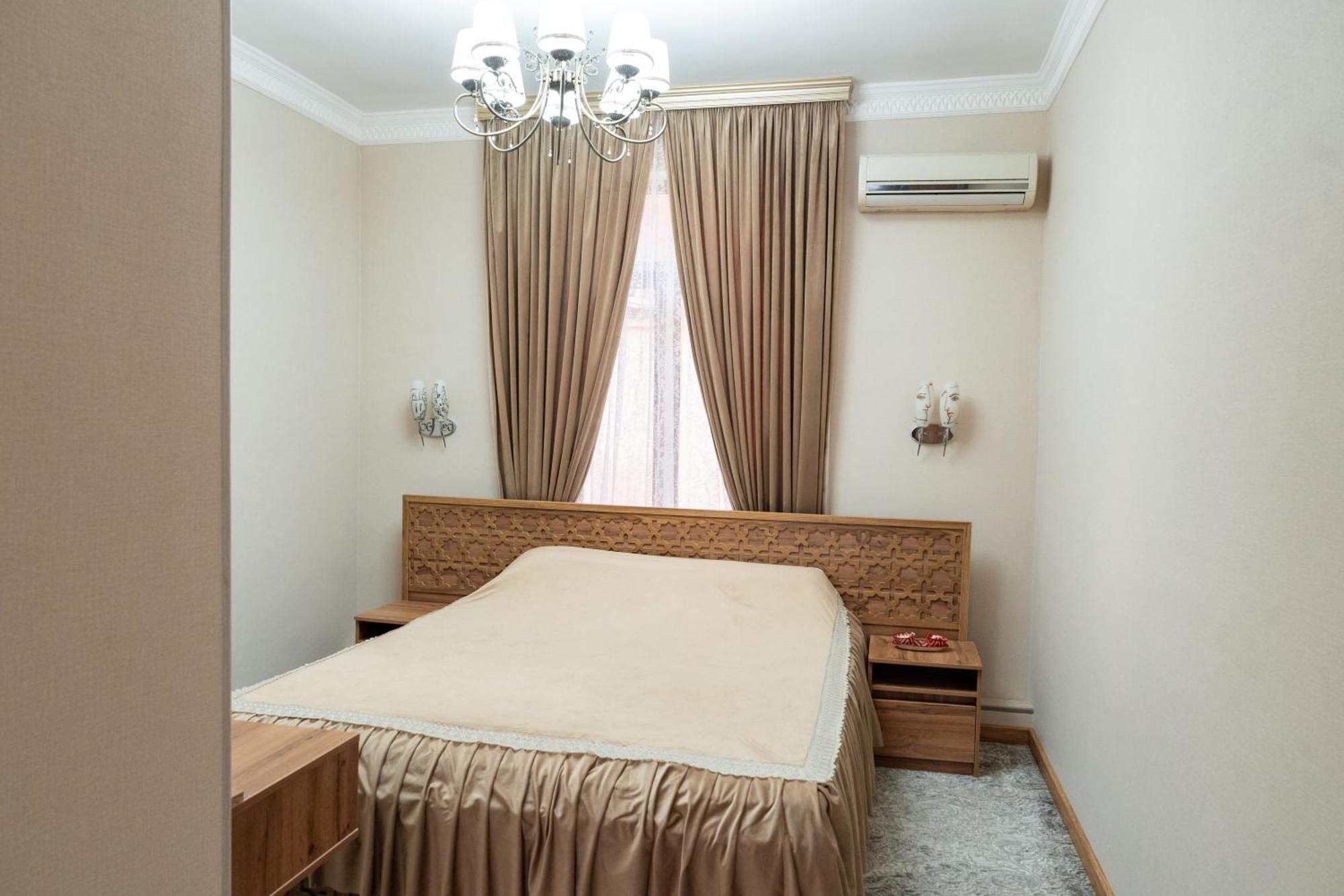 Hotel Caravan Serail Самарканд Екстериор снимка