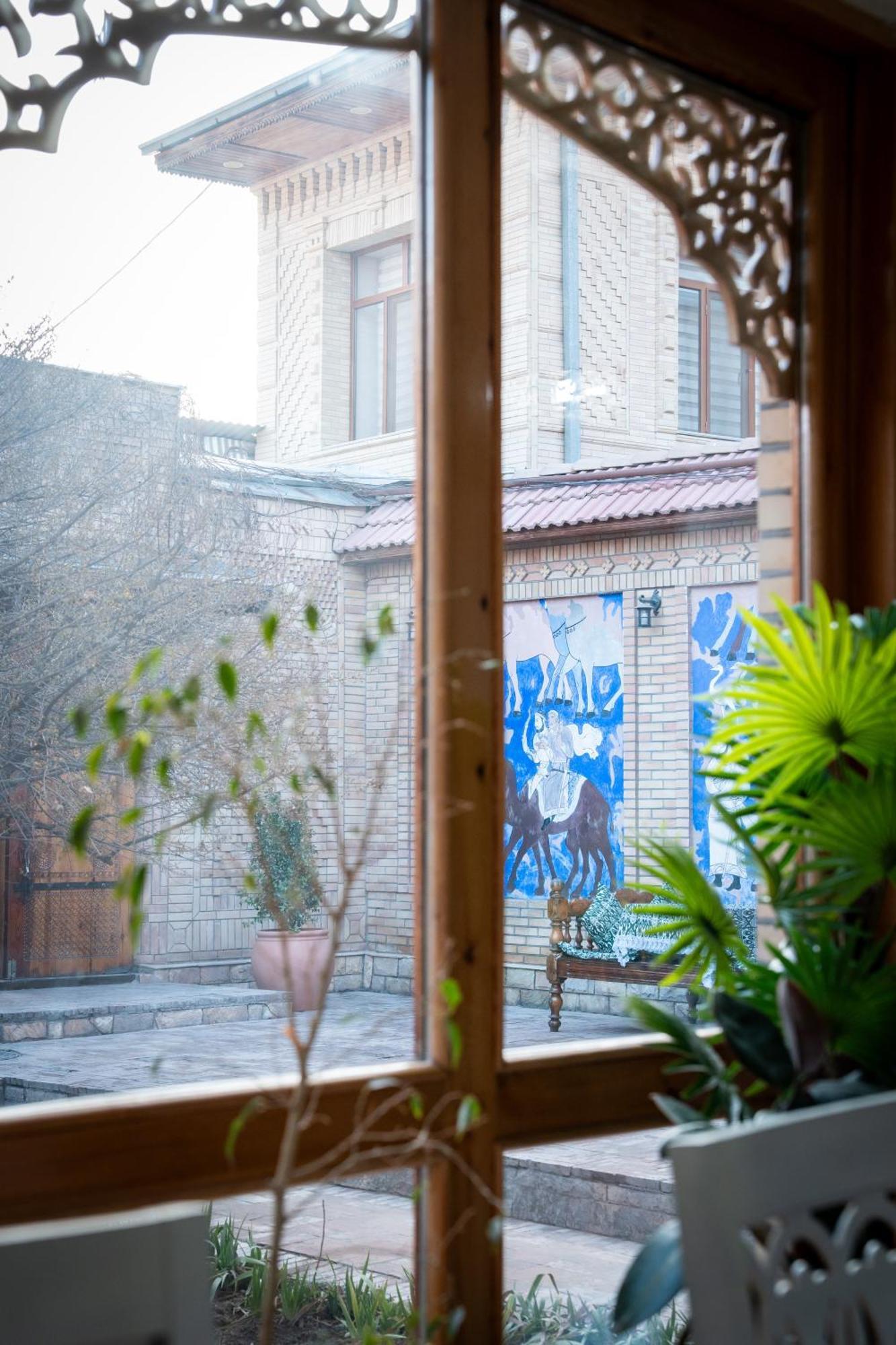 Hotel Caravan Serail Самарканд Екстериор снимка
